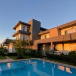 VENDE-SE: Moradia de Luxo T5 (Suítes) em Mapulene – Exclusividade e Espaço